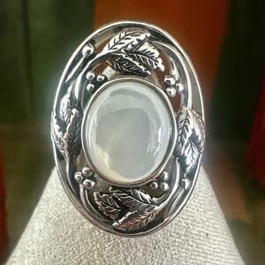 BBJ Sterling Silver Baroque Pearl Statement Ring